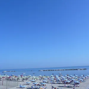 https://hotel-suprem.emilia-romagnahotels.net