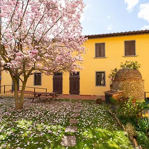https://poggio-ubertini.it-tuscanyhotel.com