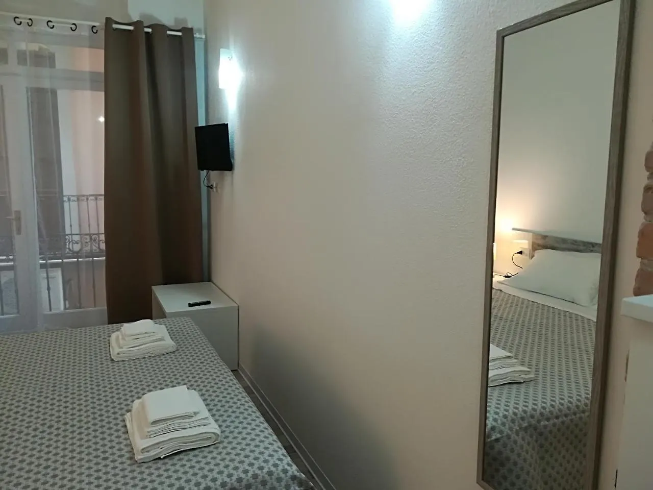 B.House Bed & Breakfast Cagliari Italy